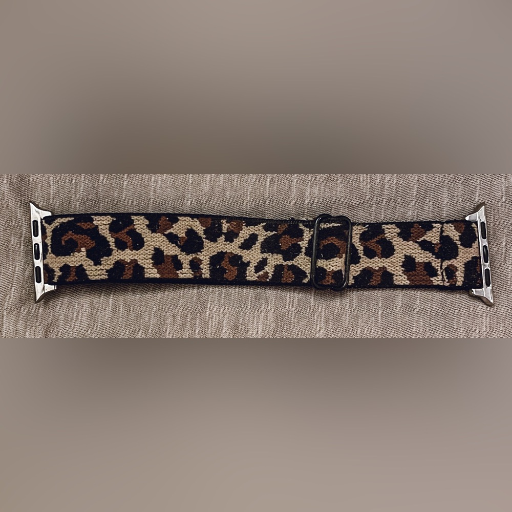 Adjustable Leopard Print Apple Watch Band